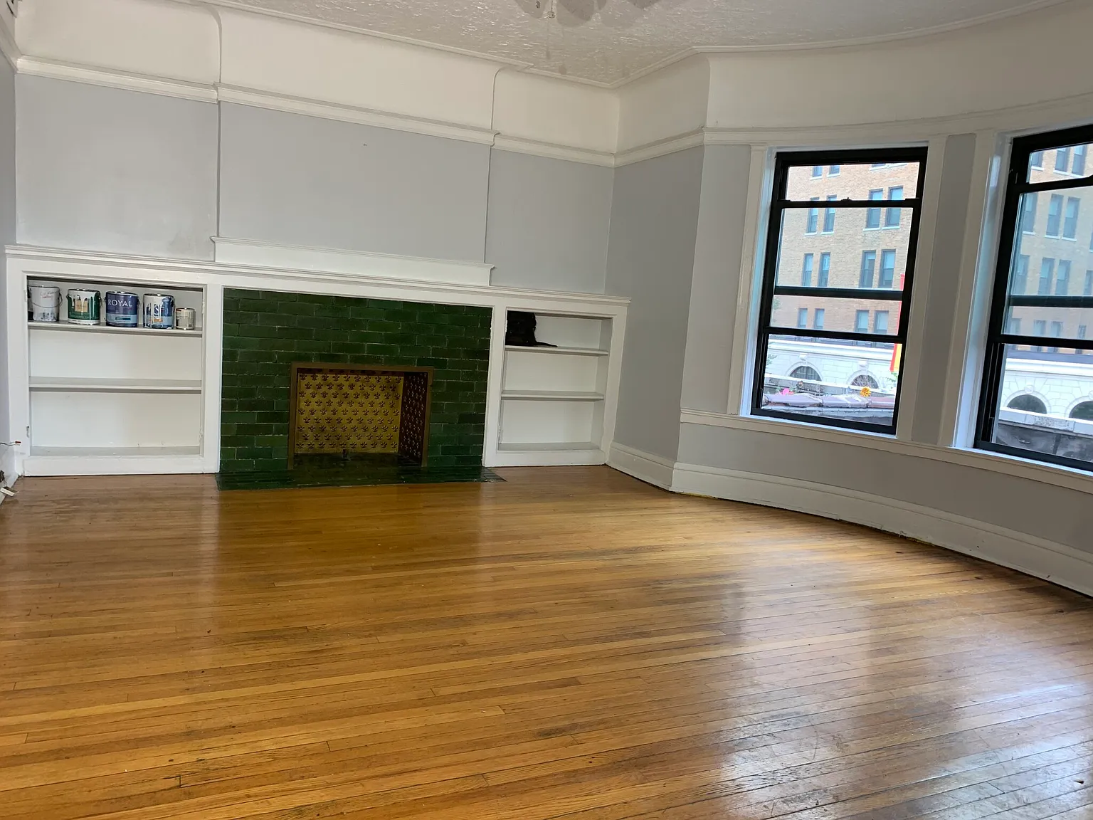 2 bed, 1.0 bath, 1400 sqft, $2,500 — Photo 1