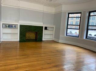 1000 W Argyle St APT 2N, Chicago, IL 60640