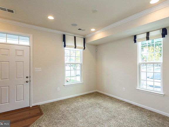 5th image of 14601 Featherstone Gate Dr