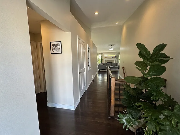 8833 Meadow Grass Ln — Photo 25