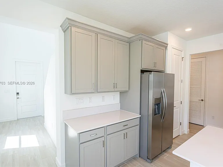 3506 Harborside Ave — Photo 10