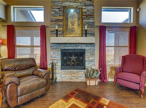 5th image of 2801 Aston Meadows Dr