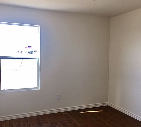 5th image of 4711 Waterproof Dr