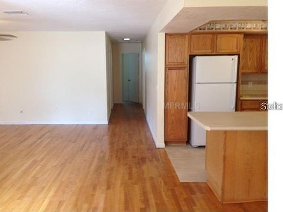 4th image of 1321 Columbia Ave