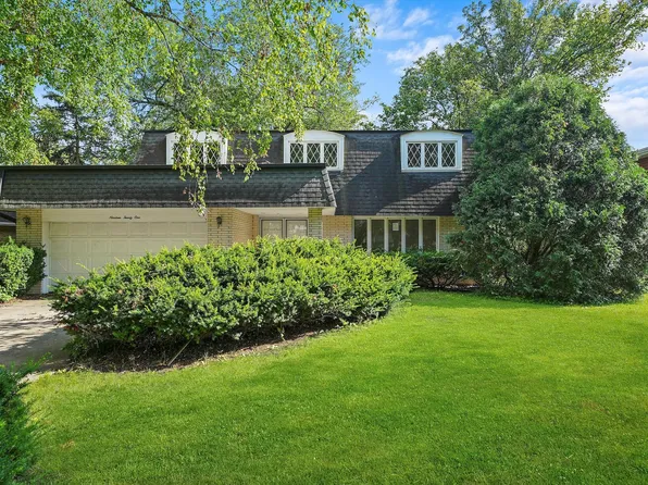 1921 71st St, Darien, IL 60561