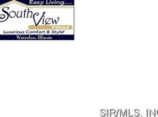 513 Southview Dr, Waterloo, IL 62298
