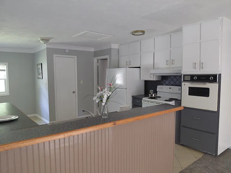 4483 Riverwood Cir — Photo 6