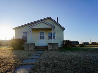 201 N 6th St, Osborne, KS 67473