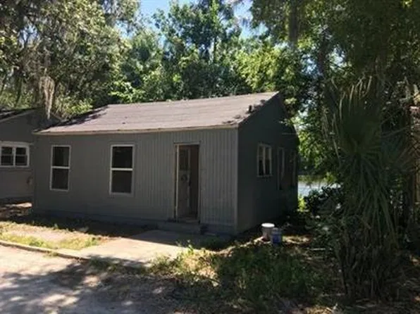 4 Lucerne Cir, Leesburg, FL 34748