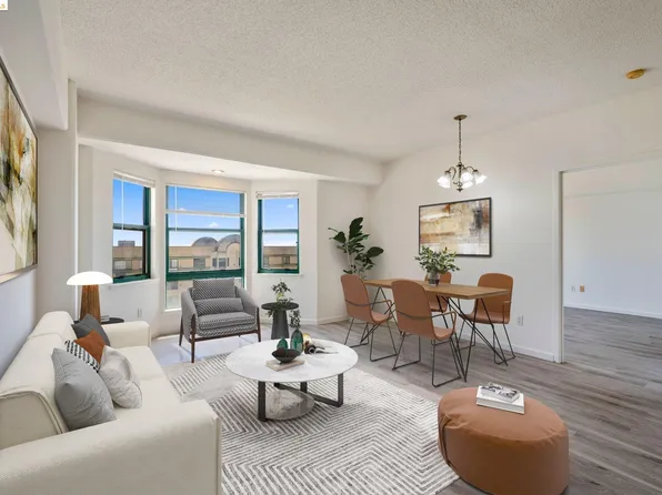 988 Franklin St APT 704, Oakland, CA 94607