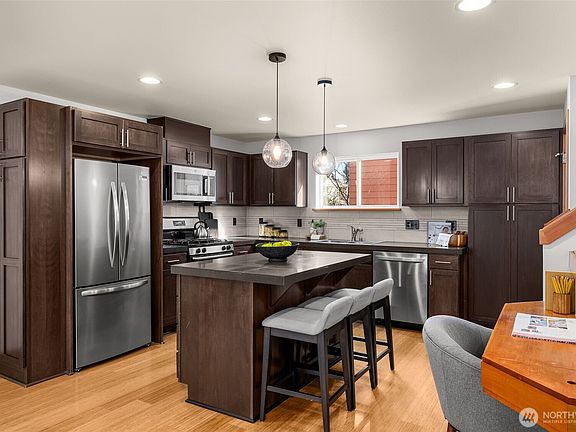 2nd image of 1408 Alonzo Avenue NW #A