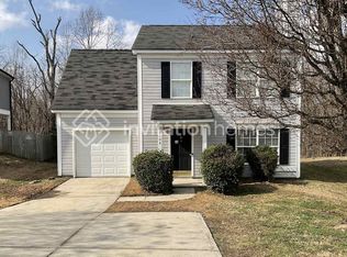 2104 Pimpernel Rd, Charlotte, NC 28213