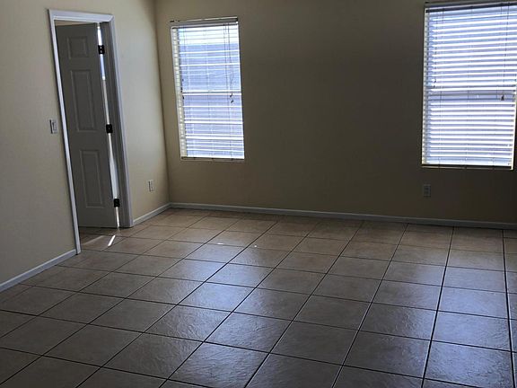 3rd image of 12622 N 79th Ave