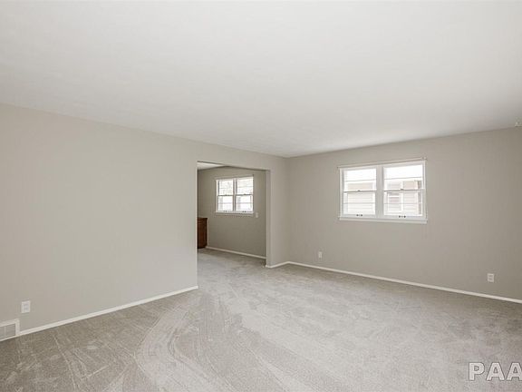 5th image of 4213 N Illinois Ave