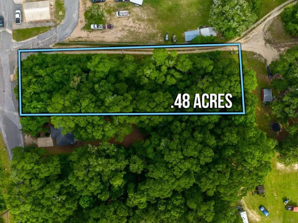 7 Cook Ave, Defuniak Springs, FL 32433