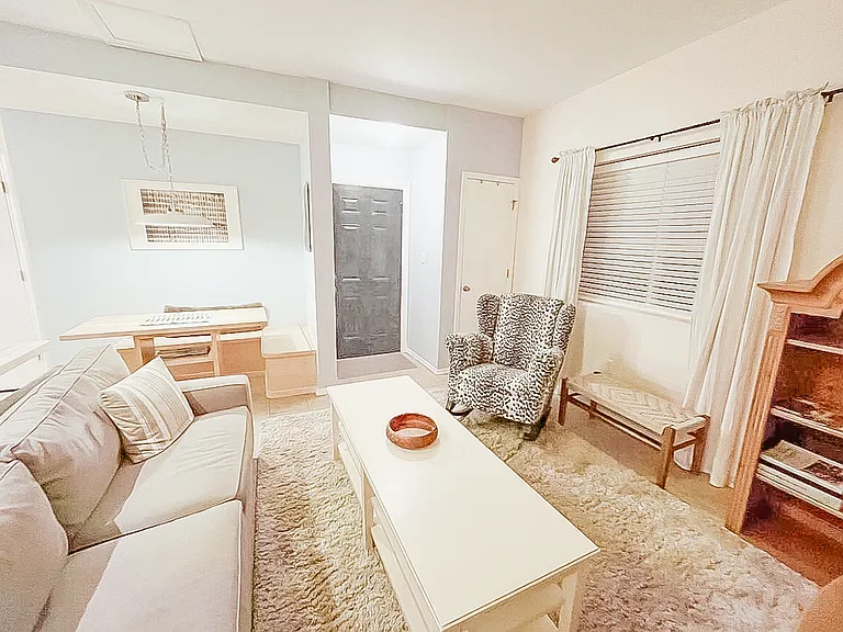 23 Pearl St #4 — Photo 8