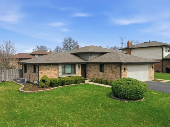 8306 163rd St, Tinley Park, IL 60477