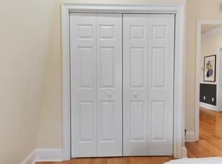 113 Chestnut St #5, Philadelphia, PA 19106