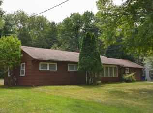 109 S Lauderdale Dr, Kalamazoo, MI 49006