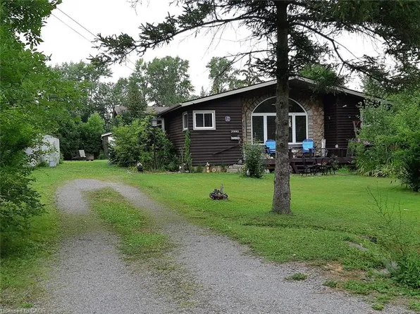 2990 Poplar Ave, Fort Erie, ON L0S 1N0