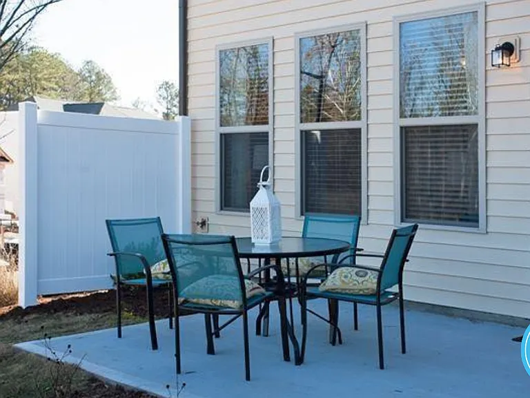4490 Middletown Dr — Photo 25
