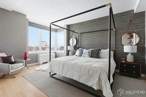 Rented by Halstead Real Estate | media 35