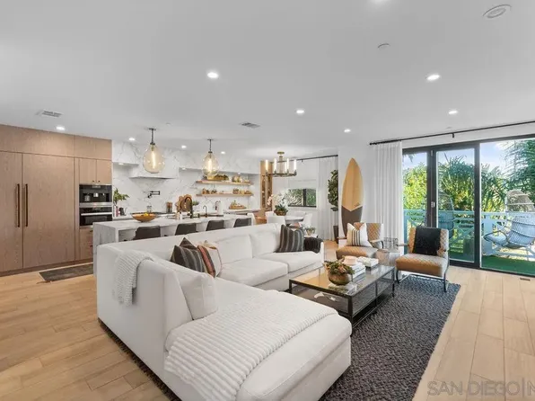 3301 Lincoln St, Carlsbad, CA 92008