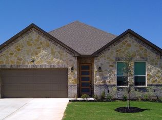 209 Rosemary Dr, Azle, TX 76020