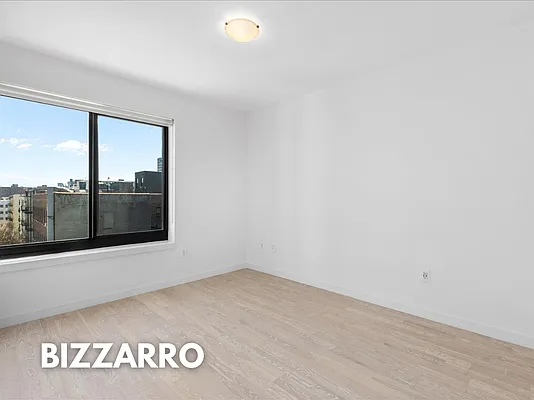 Rented by Bizzarro Agency | media 15