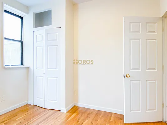 Rented by City Connections Realty | media 8