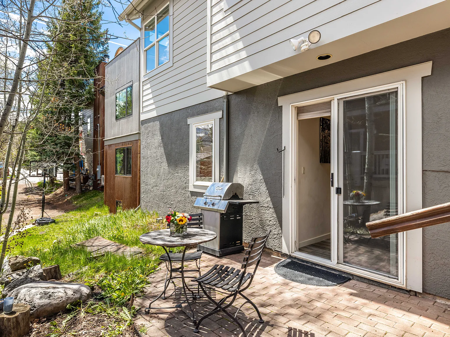2 bed, 365 sqft, $2,500 — Photo 4