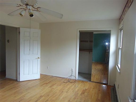 3rd image of 14 Ward Dr