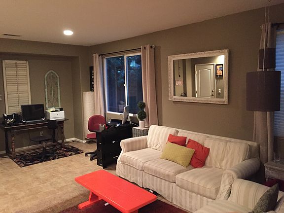 Entry Living/Dining