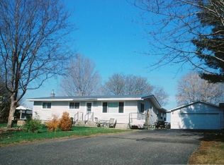 210 Sunrise Dr, Somerset, WI 54025