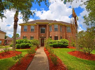2354 Golden Shores Ln, League City, TX 77573
