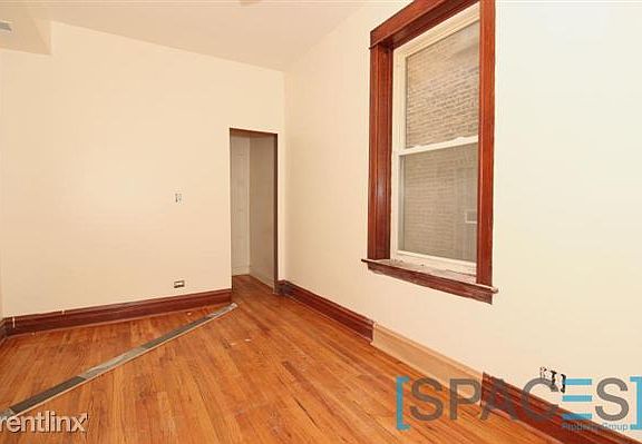 3rd image of 3076 N Haussen Ct #1