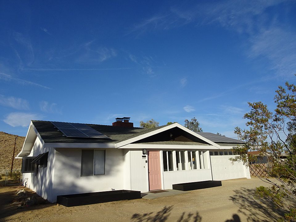 1st image of 61724 Hilltop Dr