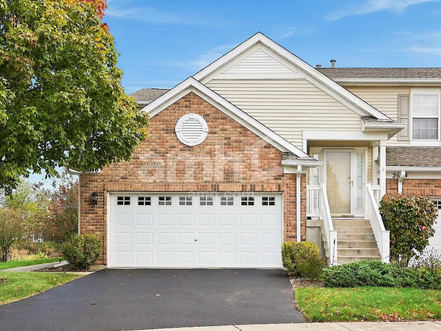 2 bed, 2.0 bath, 1324 sqft, $2,435 — Photo 1
