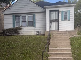 2326 W Vine St, Milwaukee, WI 53205