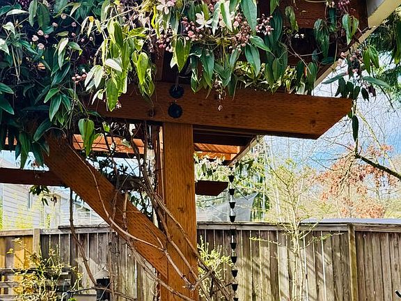 5th image of 1575 Adelman Loop