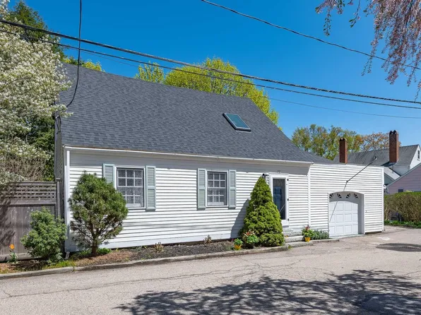 15 Mount Vernon Street, Portsmouth, NH 03801