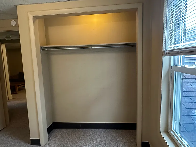 733 Locust St — Photo 17