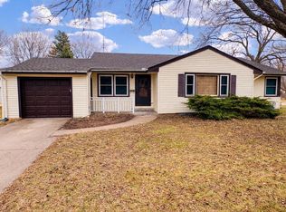 5003 Arlington St, Loves Park, IL