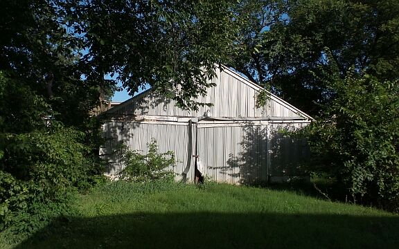 4th image of 2404 Southland St
