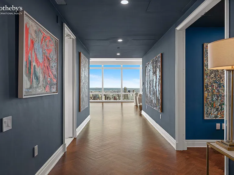 25 Columbus Cir #75CE — Photo 4