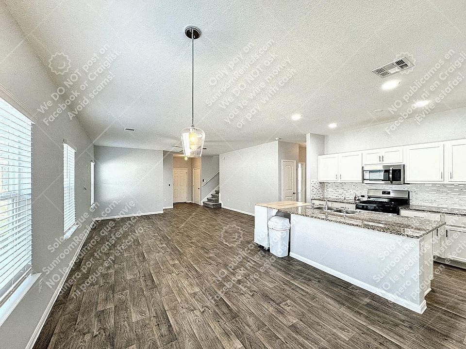 1st image of 1080 Apricot Ln