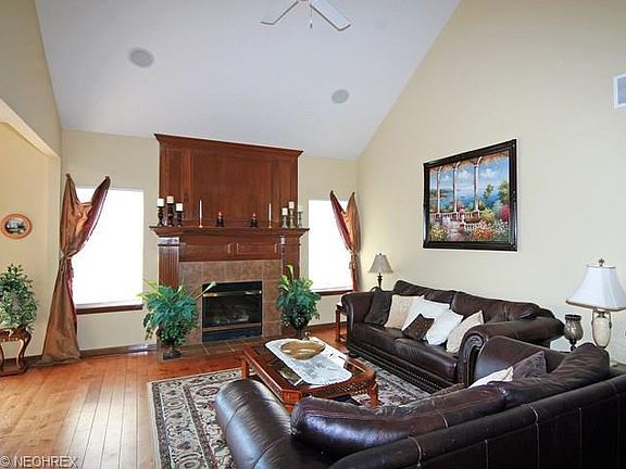 4th image of 5422 Treetop Cir