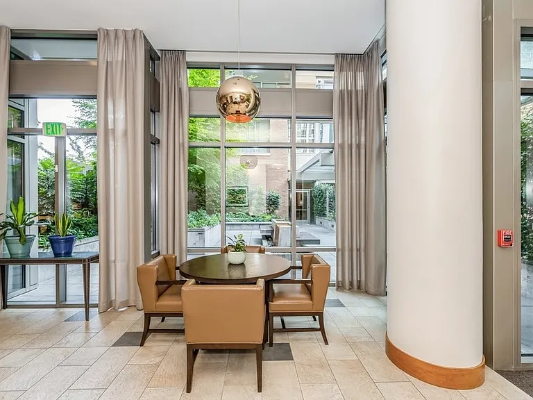 900 Lenora St #1004 — Photo 4