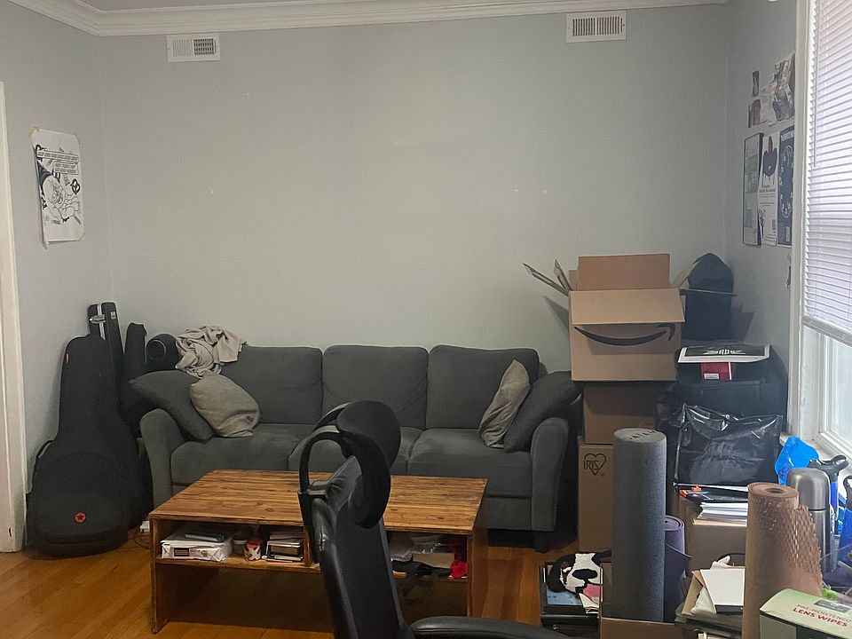 1st image of 3125 N Hamlin Ave #1BBB