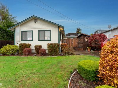 180 Livingston St, Fort Bragg, CA, 95437